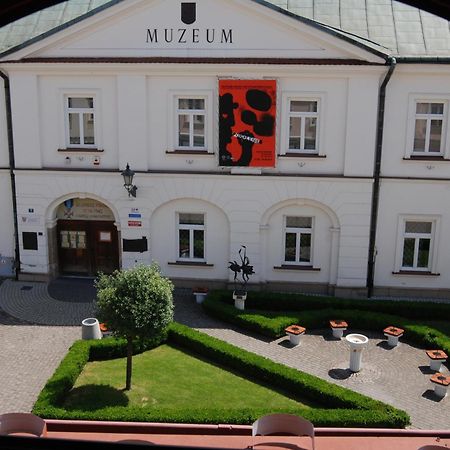 Hostel Promenada Rzeszow Exterior photo