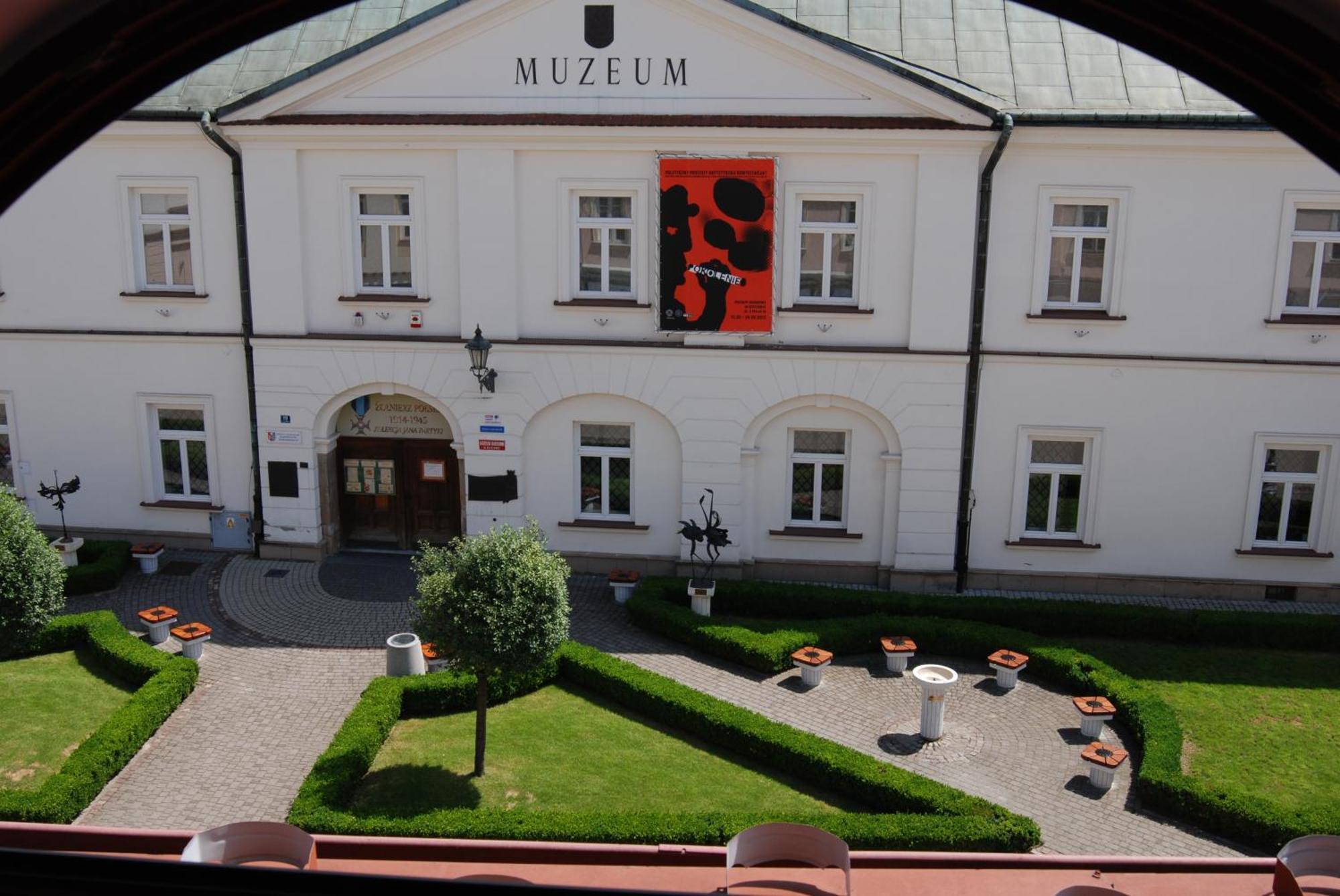 Hostel Promenada Rzeszow Exterior photo